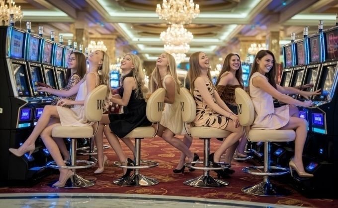 Exploring Cluster Pays in Modern Slot Online Games